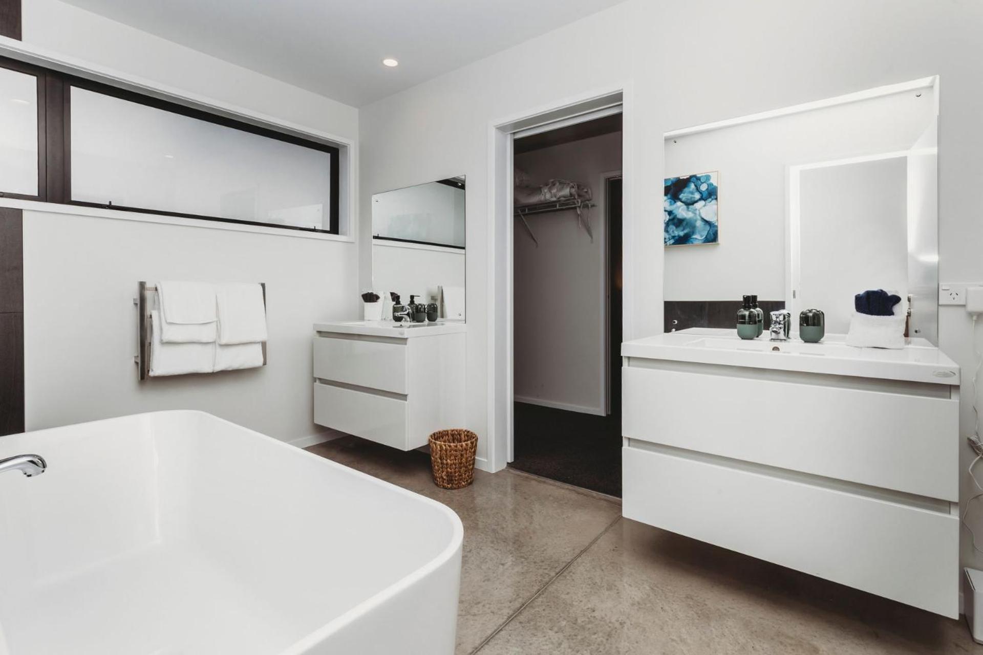 Perfect On Powderham Prime Inner City Location New Plymouth Exterior photo